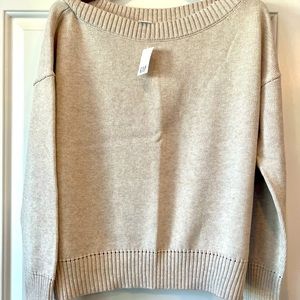 Gap sweater